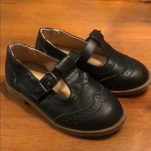 Old Navy Classic Mary Jane Shoes